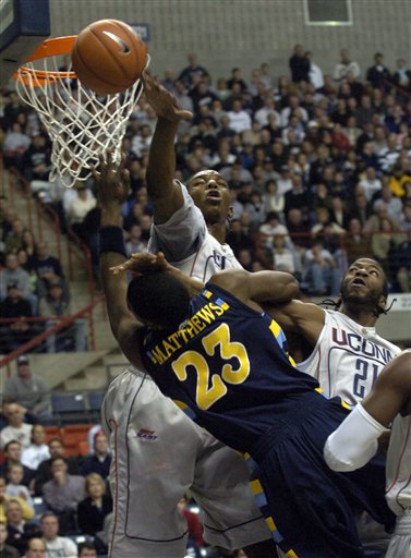 Wesley Matthews, Hasheem Thabeet, Stanley Robinson